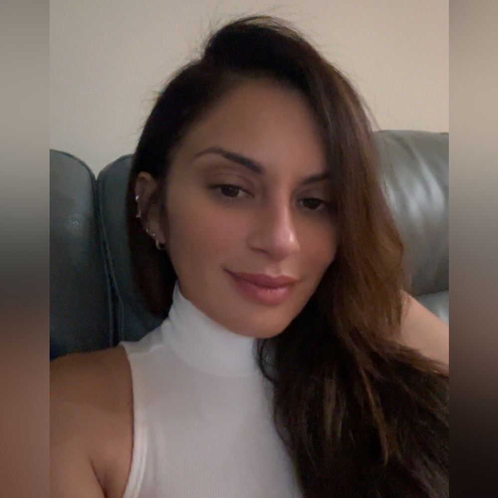 Meet your Posher, Jojaida